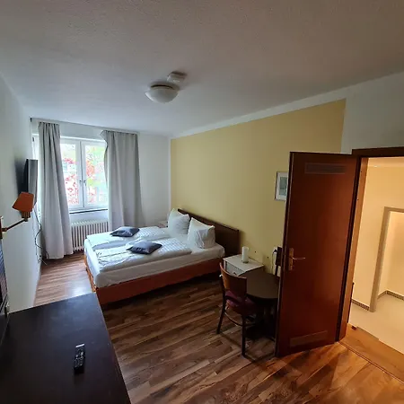 Bischoff Отель *